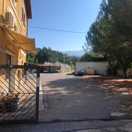 Mare o montagna Apartment Cosenza Exterior foto